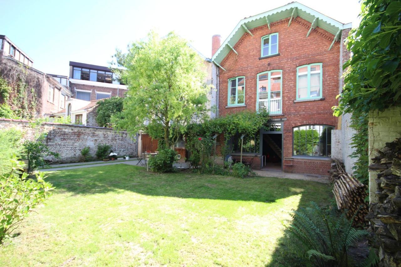 La Maison Du Fond Du Jardin Ixelles